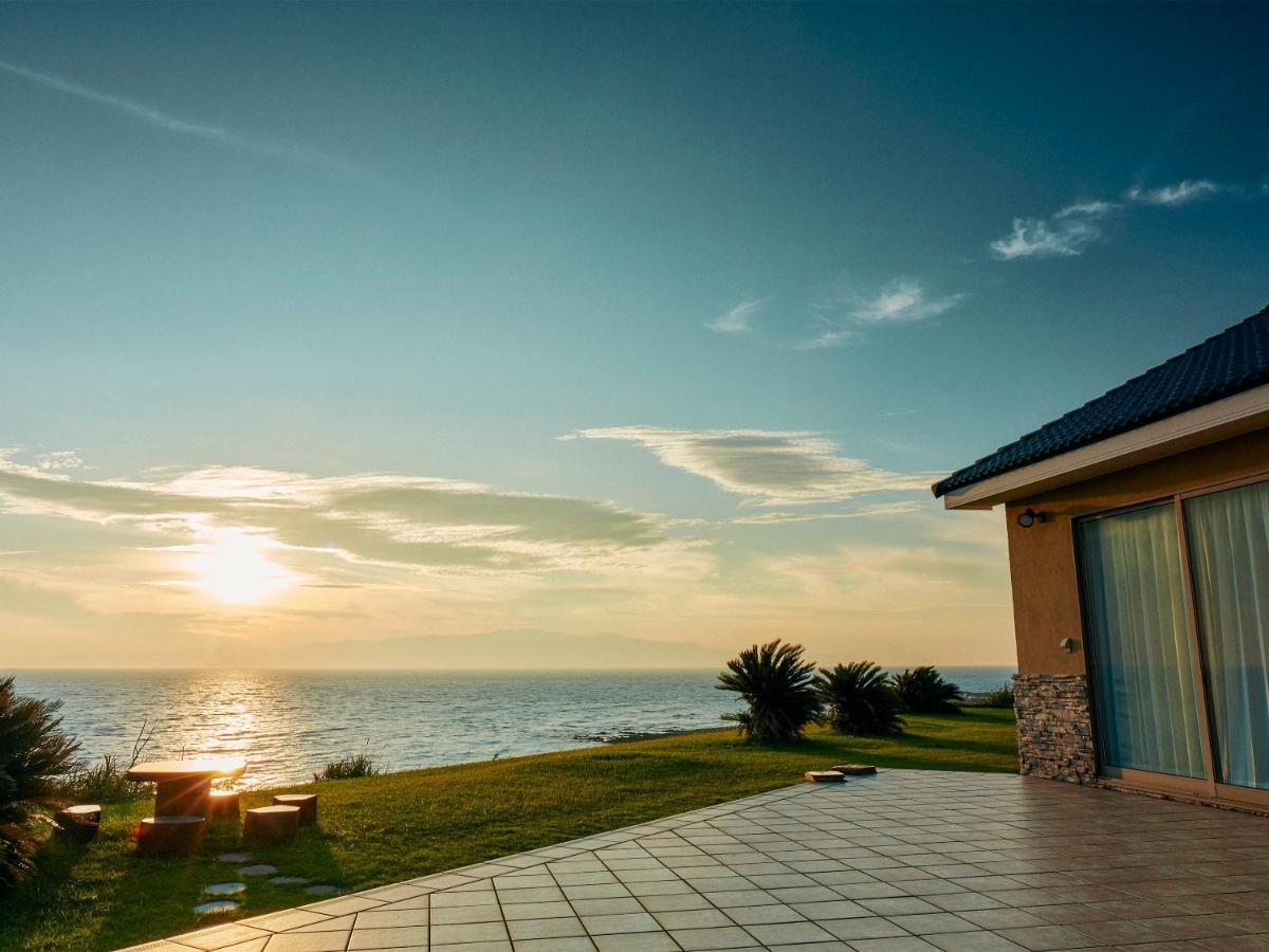 Resort Villa Miko Oshima Eksteriør billede
